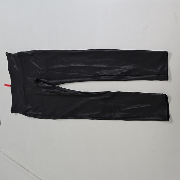 SPANX Faux Leather Leggings - Picture 3 of 11